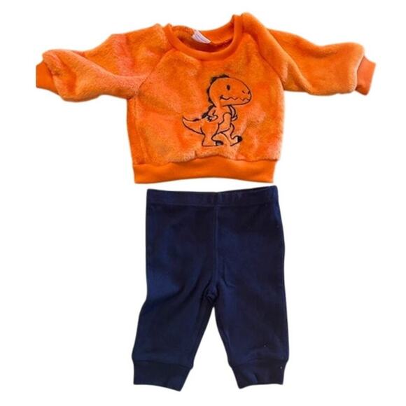 Baby Boy Clothing Lot – Size 0–3 Months (Disney, Old Navy, Little Me) - Picture 4 of 9